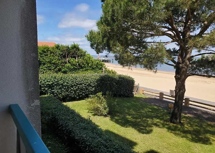 Les Pieds Dans L'eau * Аркашон